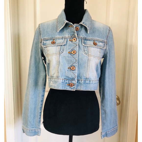 Old Navy Jackets & Blazers - Old Navy Light Denim Cropped Jacket
